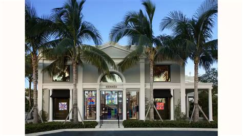 hermes palm beach stores.